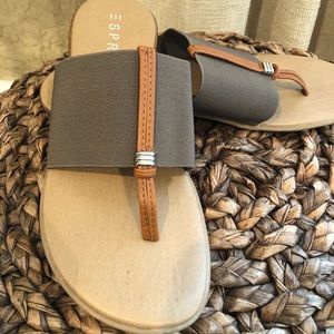 Esprit Nifty Elastic Thong sandal